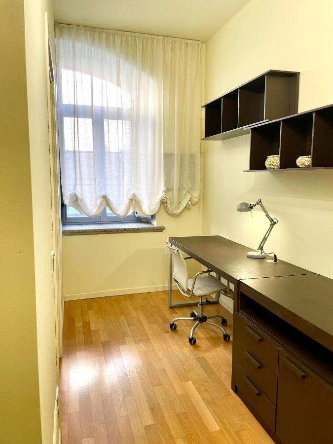 Luxury Four-Room Apartment In Monza Centro - 2 Min Walk To Train Station Екстер'єр фото