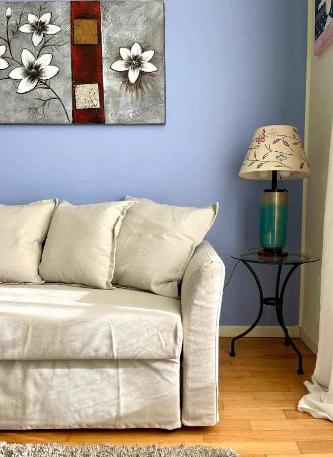 Luxury Four-Room Apartment In Monza Centro - 2 Min Walk To Train Station Екстер'єр фото