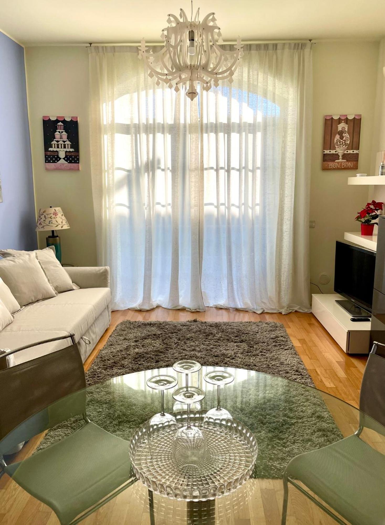 Luxury Four-Room Apartment In Monza Centro - 2 Min Walk To Train Station Екстер'єр фото